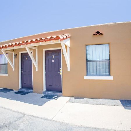 Sands Motel By Oyo El Paso Near Airport Eksteriør billede